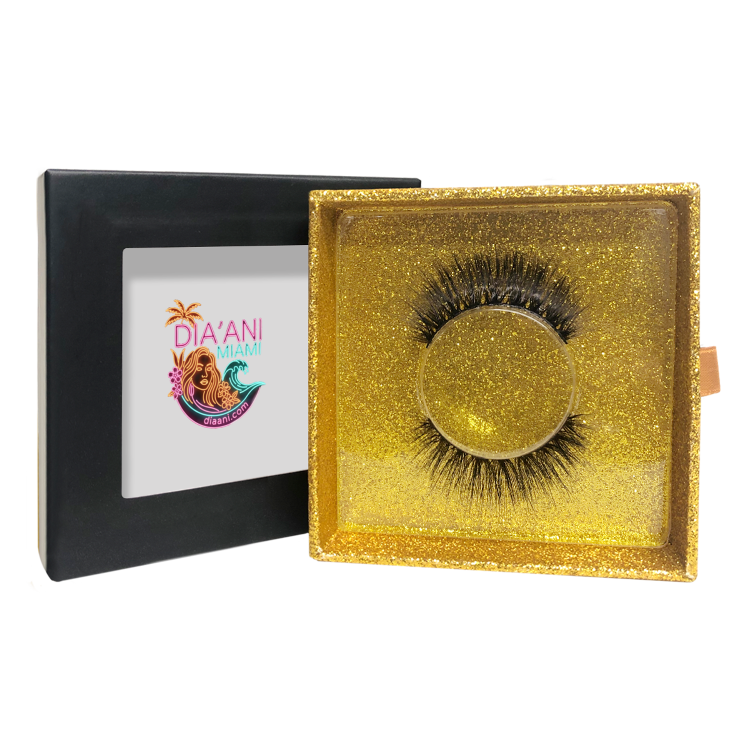 viaGlamour image of a Eyelashes