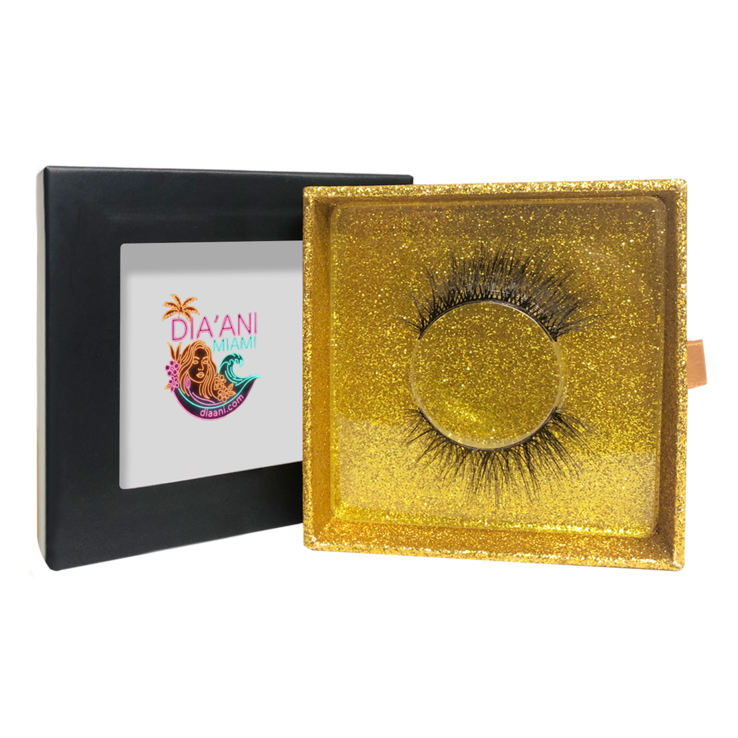 viaGlamour image of a Eyelashes