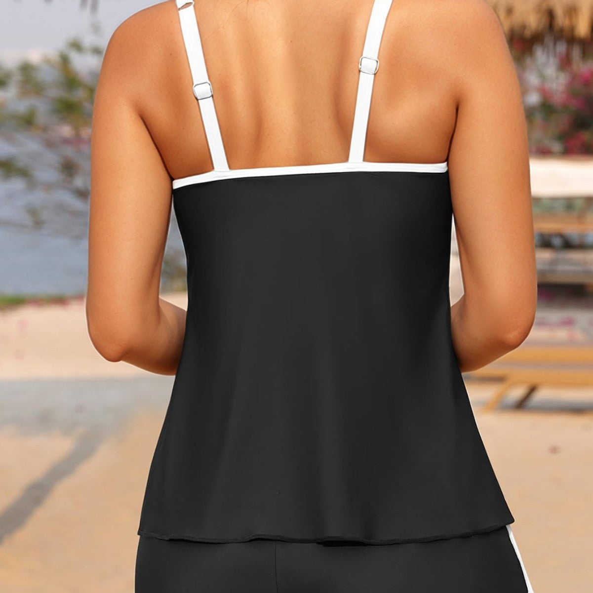 Color blocked shoulder strap split bikini swimsuit for women